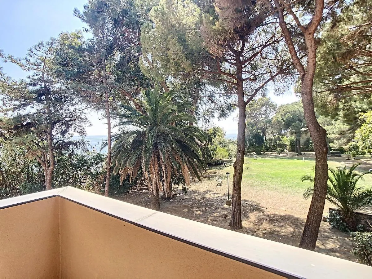 Sea House By Holiday World Arenzano Apartment