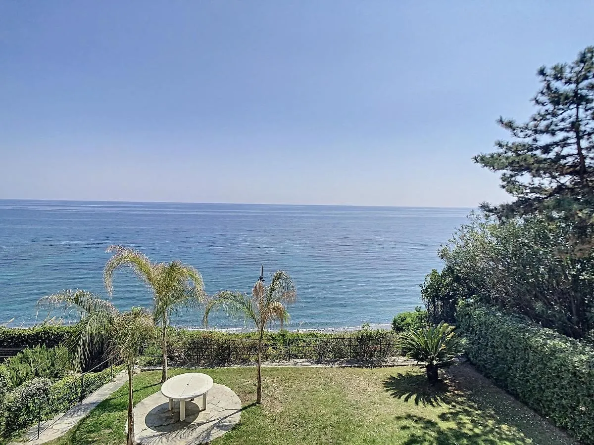 Sea House By Holiday World Arenzano 0*,  Italy